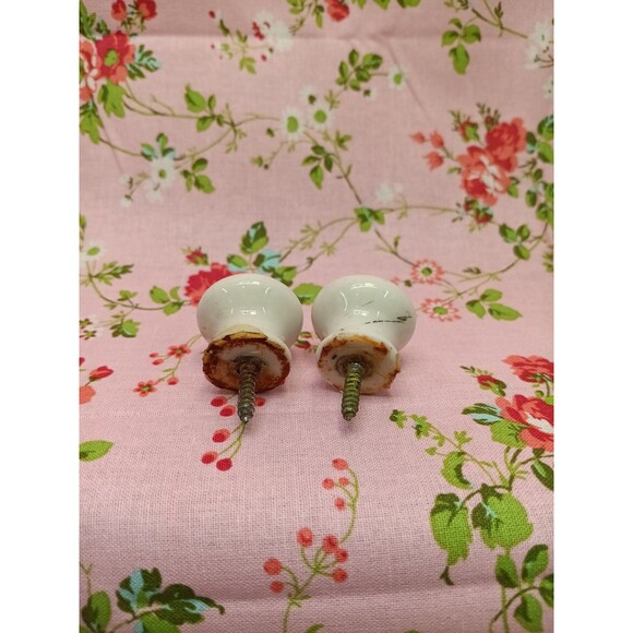 Vintage Porcelain Knobs For Drawers/Cabinet Doors - Picture 3 of 4